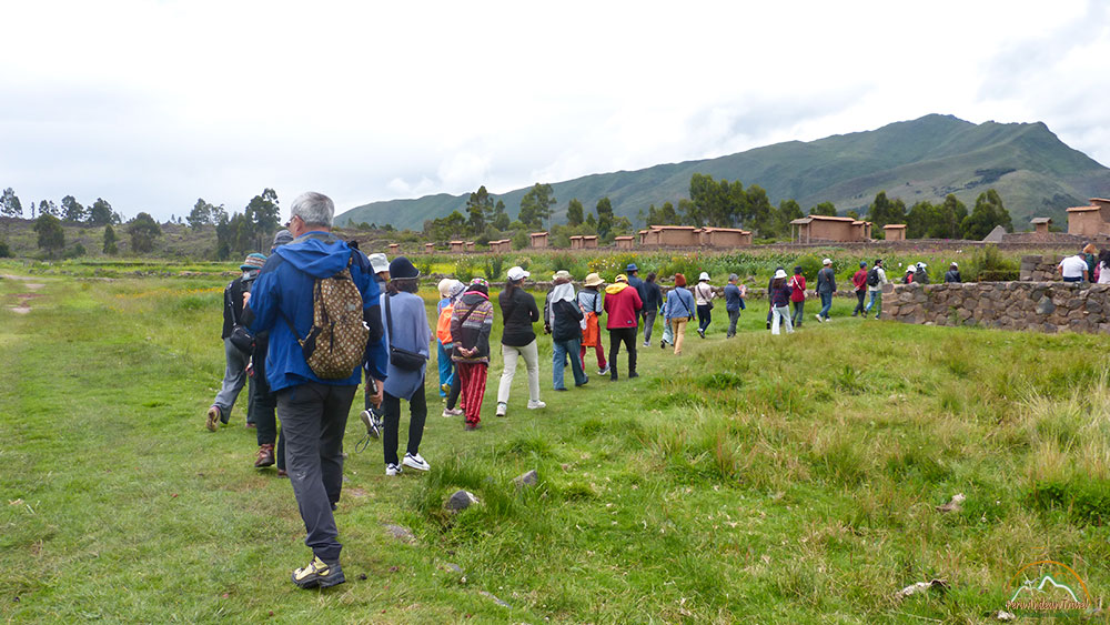 Cusco Puno bus group